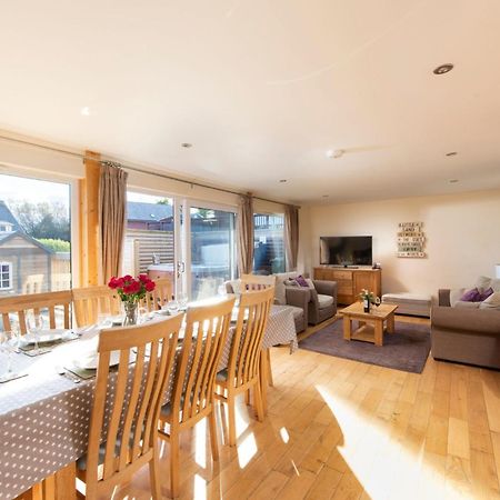 Lodge 40, Retallack Resort & Spa St Columb Major Extérieur photo