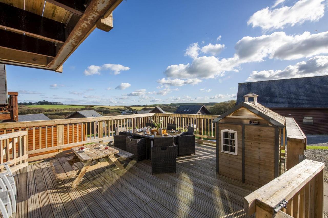Lodge 40, Retallack Resort & Spa St Columb Major Extérieur photo