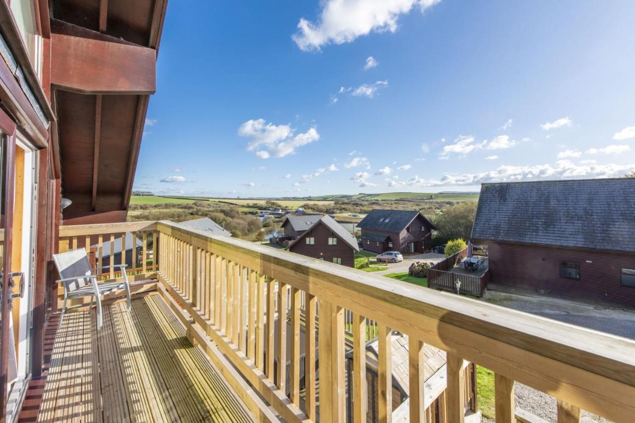 Lodge 40, Retallack Resort & Spa St Columb Major Extérieur photo