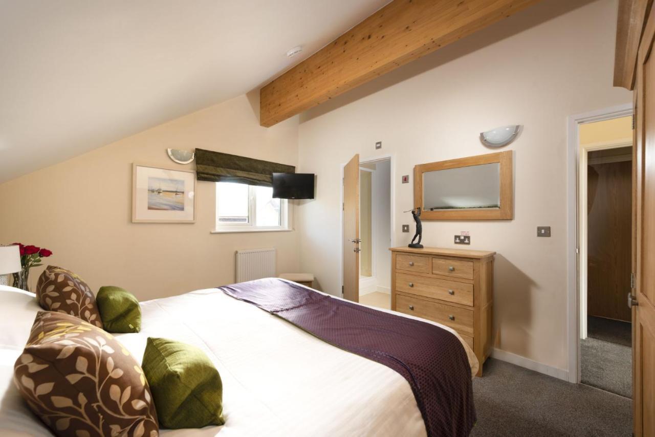 Lodge 40, Retallack Resort & Spa St Columb Major Extérieur photo